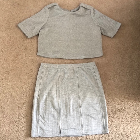 Sharagano Other - Gray shirt and skirt set